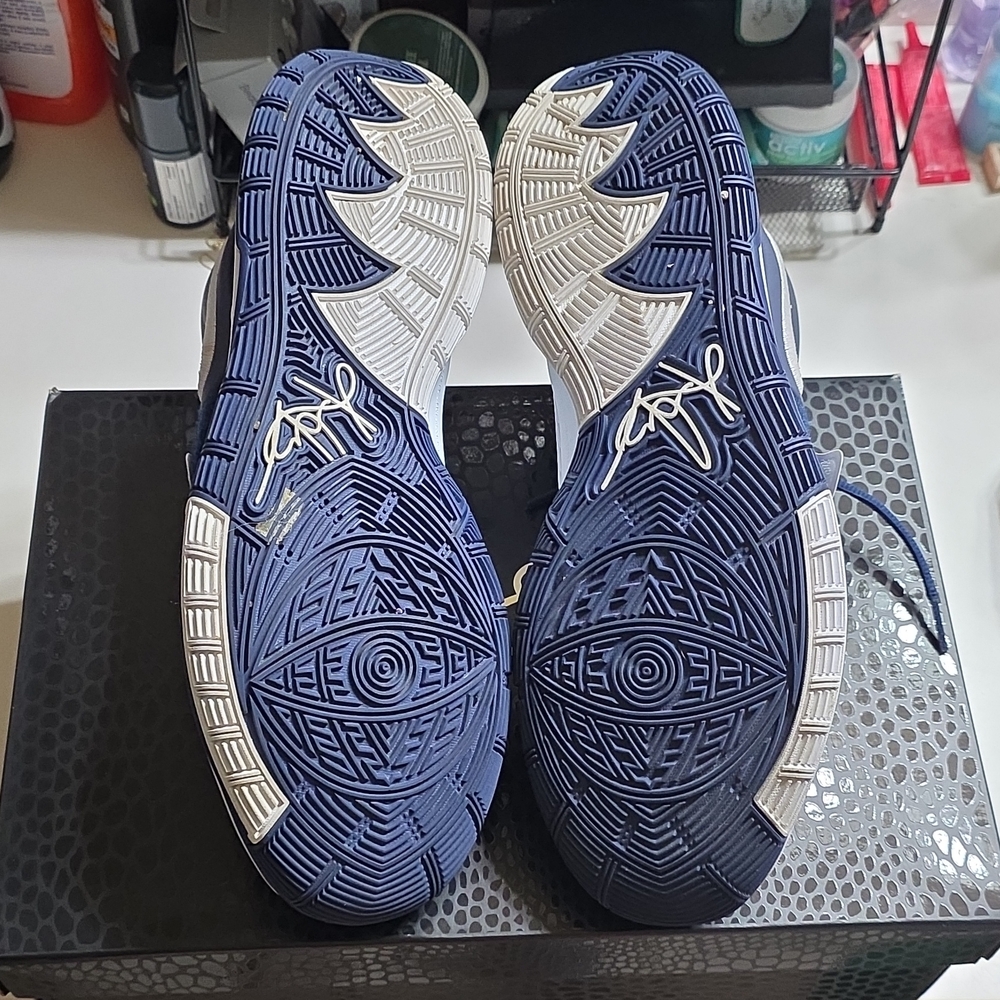 Nike Kyrie 6 Team Midnight Navy CW4142-402 Blue White Mesh Basketball Sneaker - Picture 6 of 6